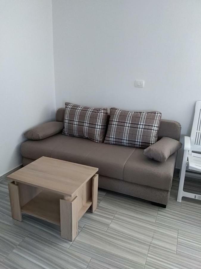 Apartments Bartol Vir Luaran gambar